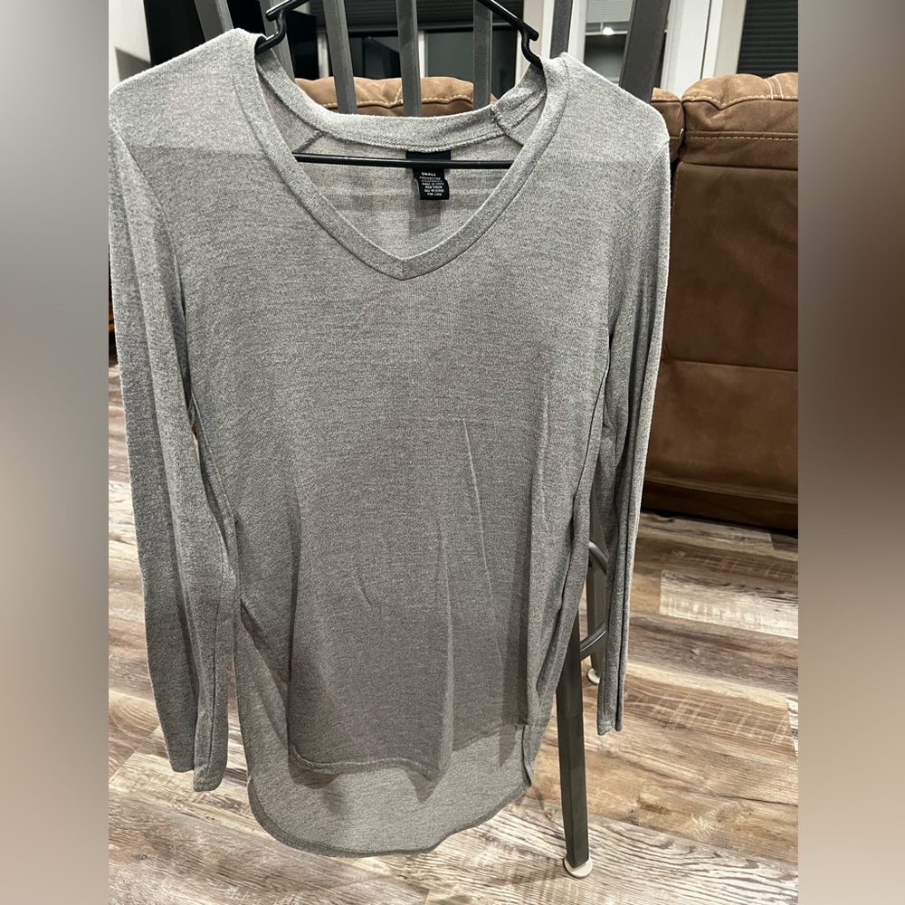 Women’s small Rue 21 long sleeve dress shirt